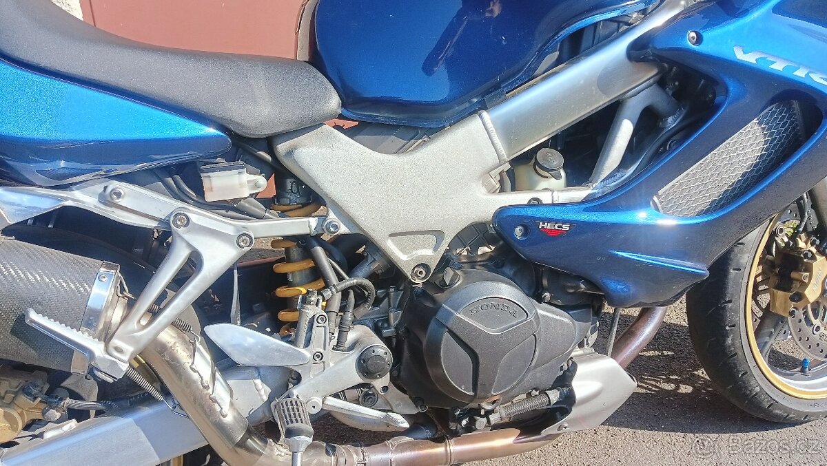 HONDA VTR 1000 - 4