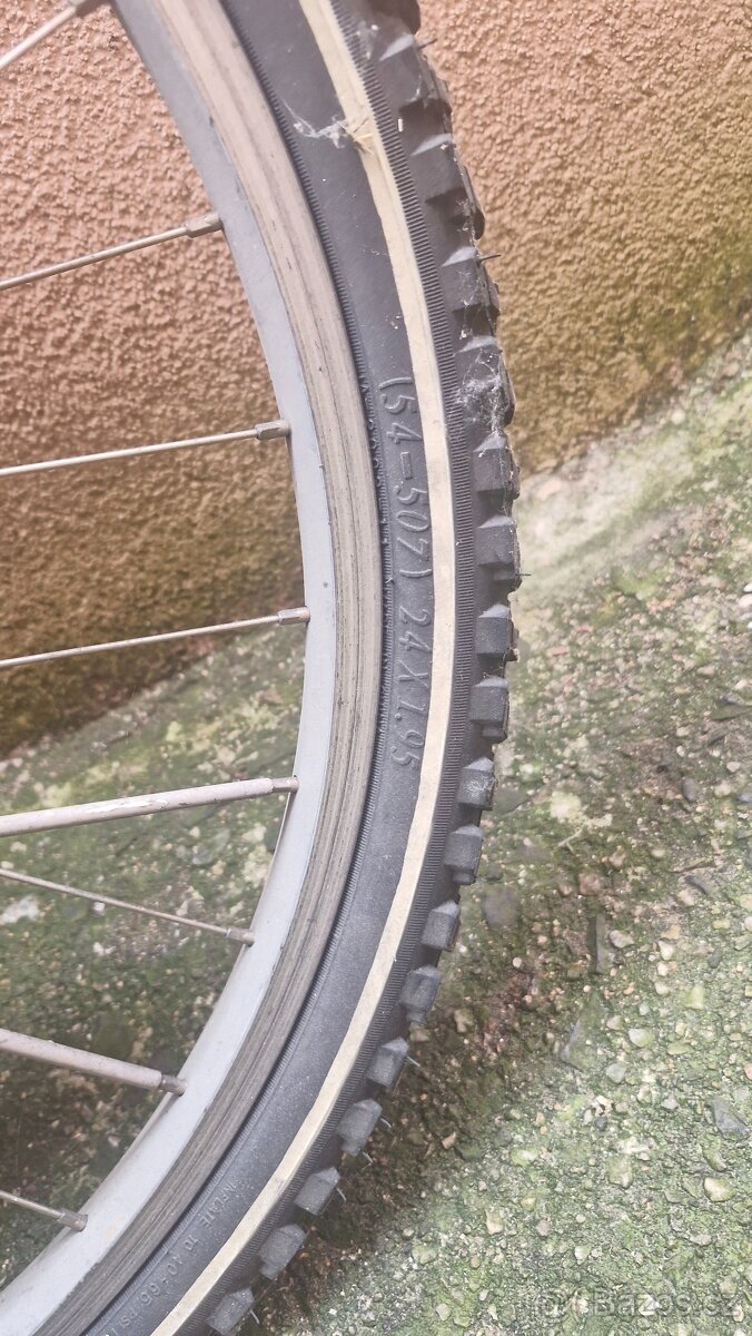 Horské kolo SPECIALIZED 24 - 4