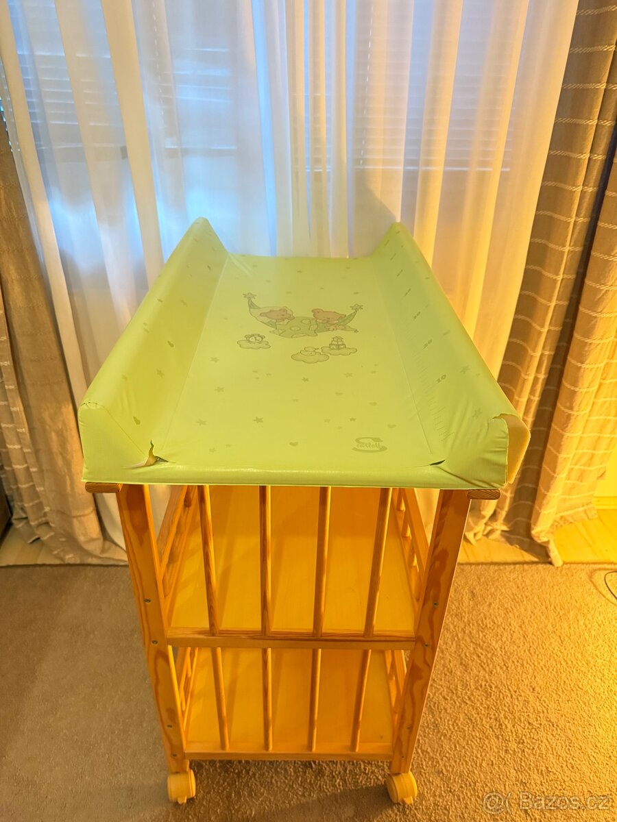 Přebalovací pult - 4