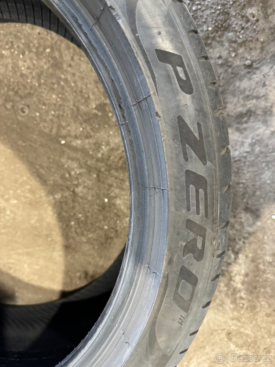 Pirelli 245/40r19 - 4