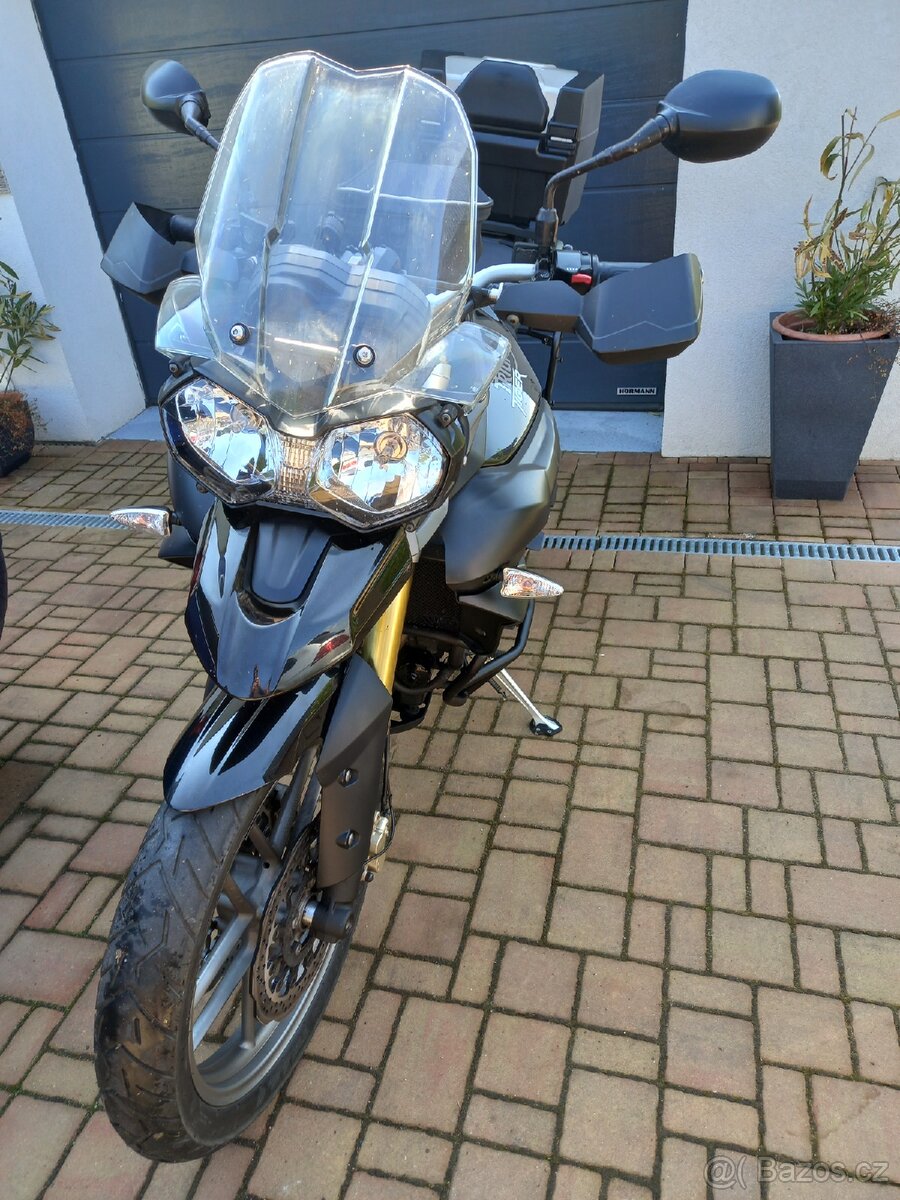 Triumph Tiger 800