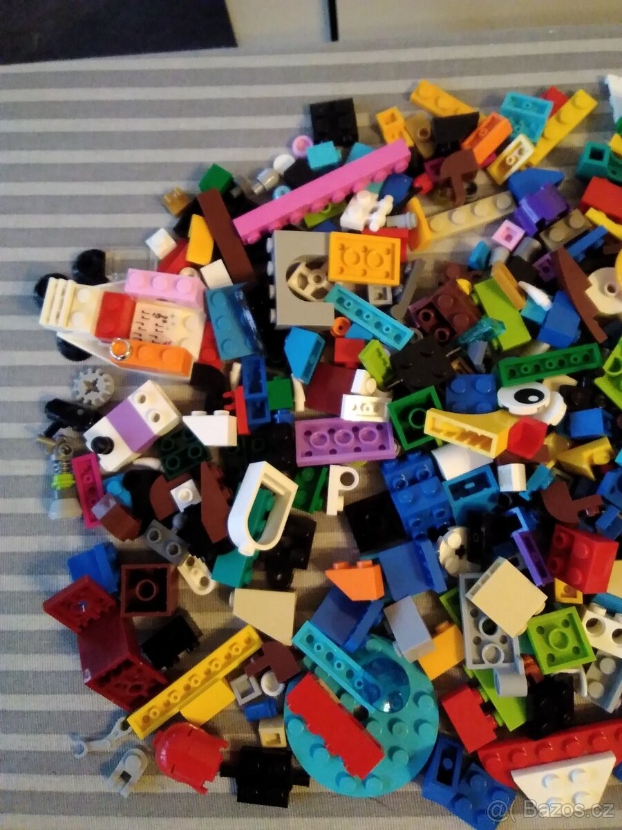 Mix kostiček Lego originál z různých stavebnic. - 4
