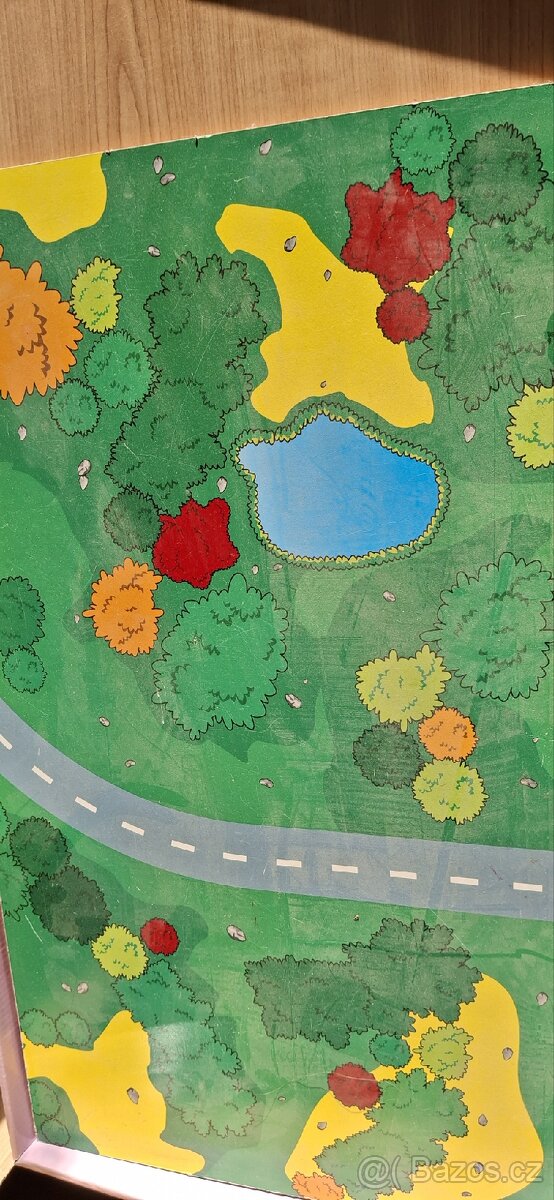 Stolek na drevene vlacky - 4