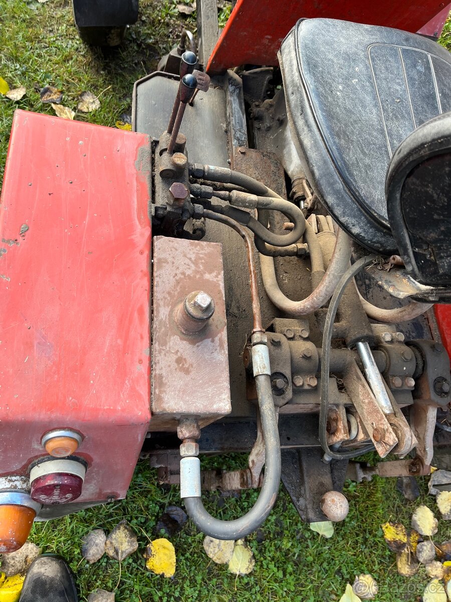 Prodám traktůrek domácí výroby Jawa 350/632 - 4