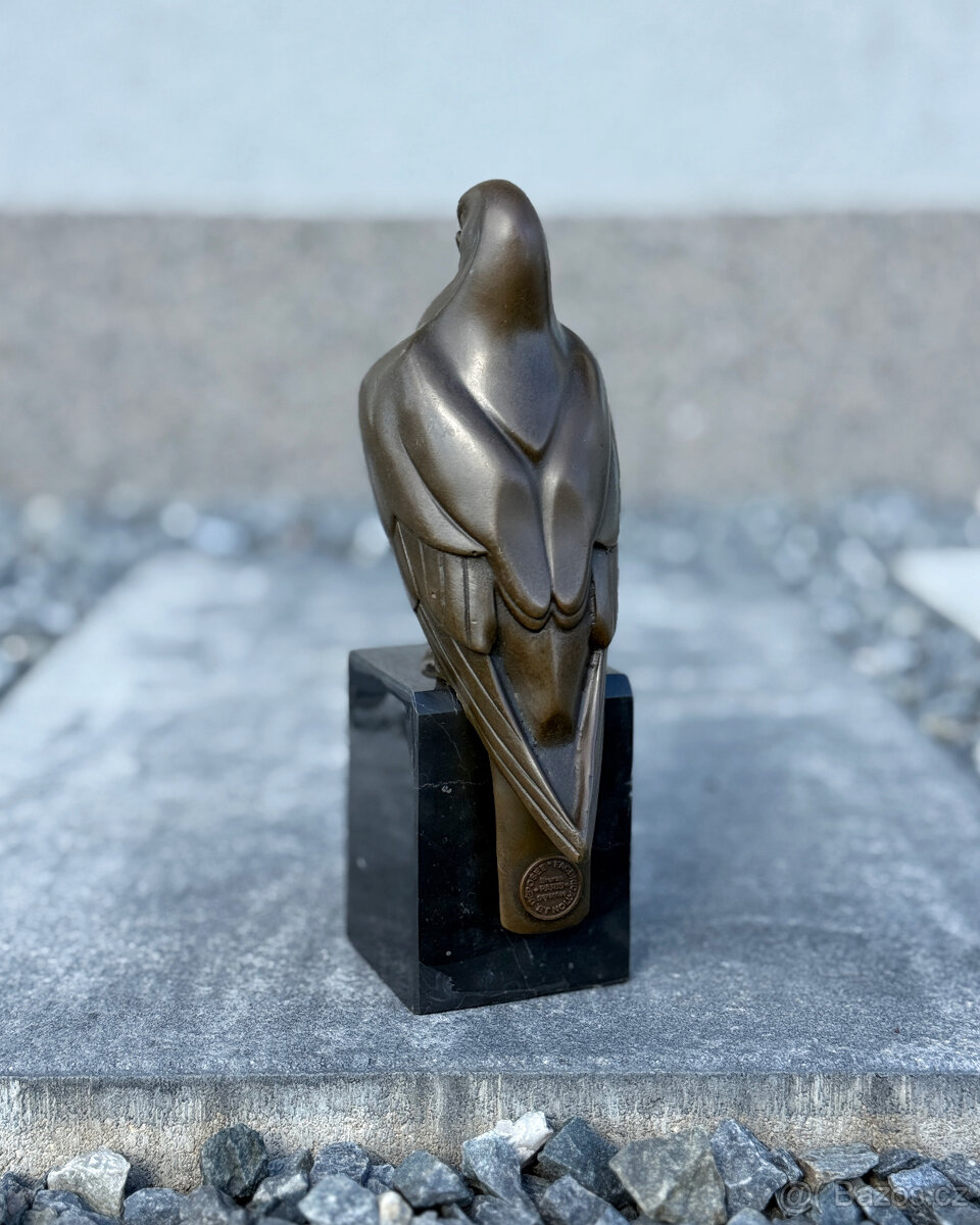 Moderní bronzová socha Holub symbol míru a lásky dekorace - 4