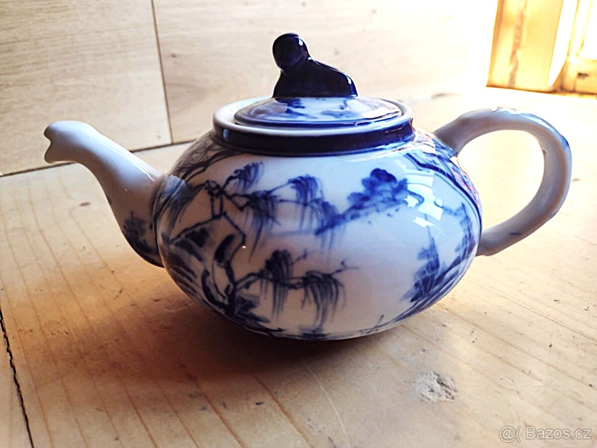 NA PRODEJ KRASNA VIETNAMSKA HAND MADE KONVICKA NA CAJ - 4