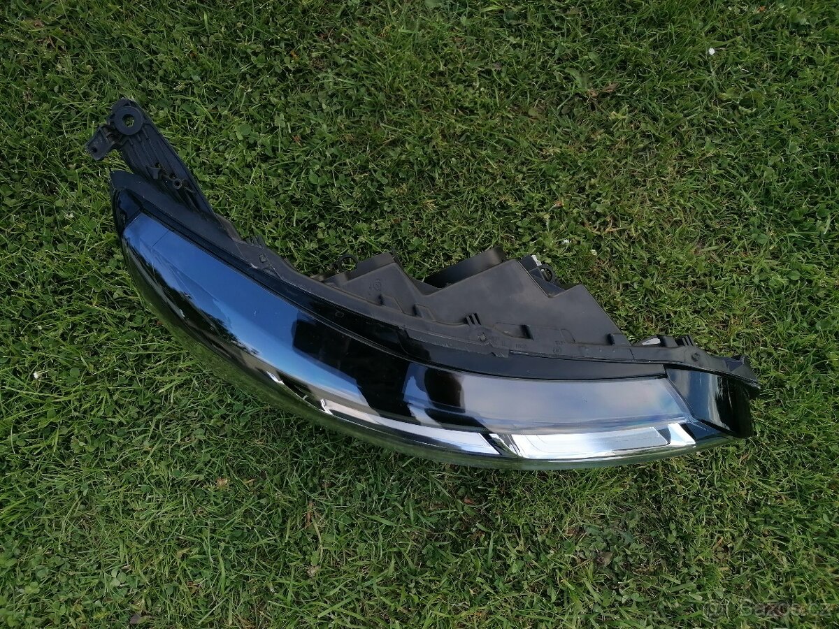 Přední pravé světlo Renault Megane MK.IV - 4