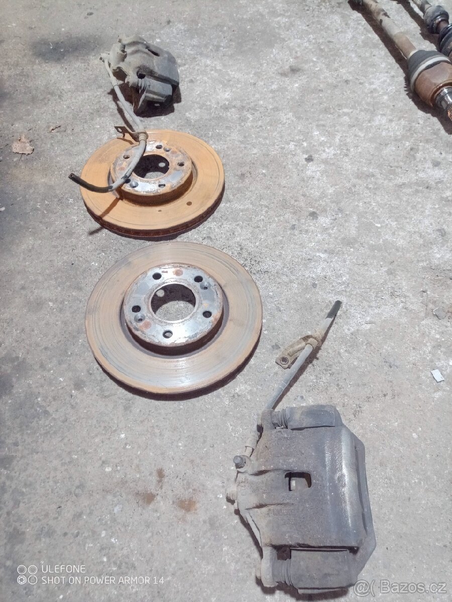 Díly Hyundai ix20 1,4 crdi 66kw 2016 - 4