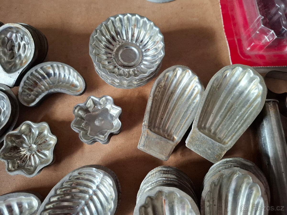 Prodám staré formičky na cukroví - 4