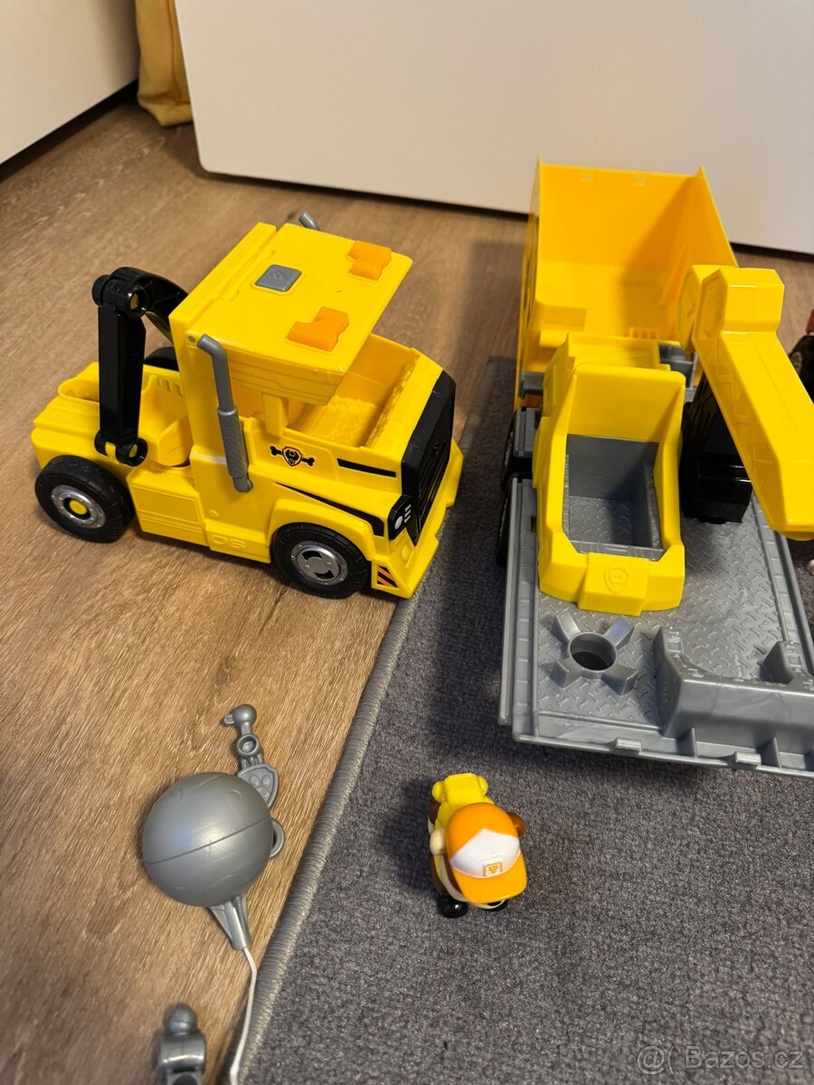 Tlapkova patrola - 4