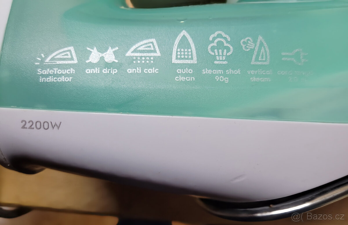 Žehlička + žehlící prkno - 4