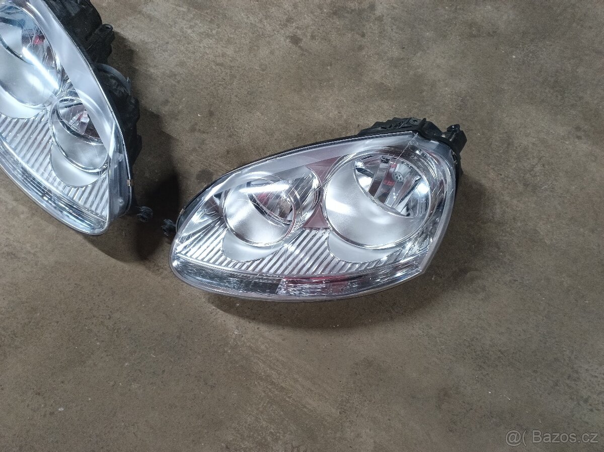 VW Golf V - Přední světla - 4