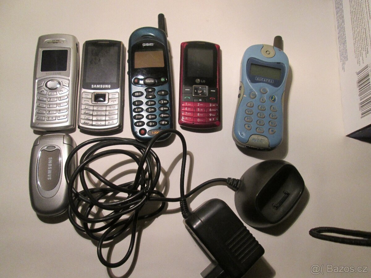 St.mobily a nabíječky - 4