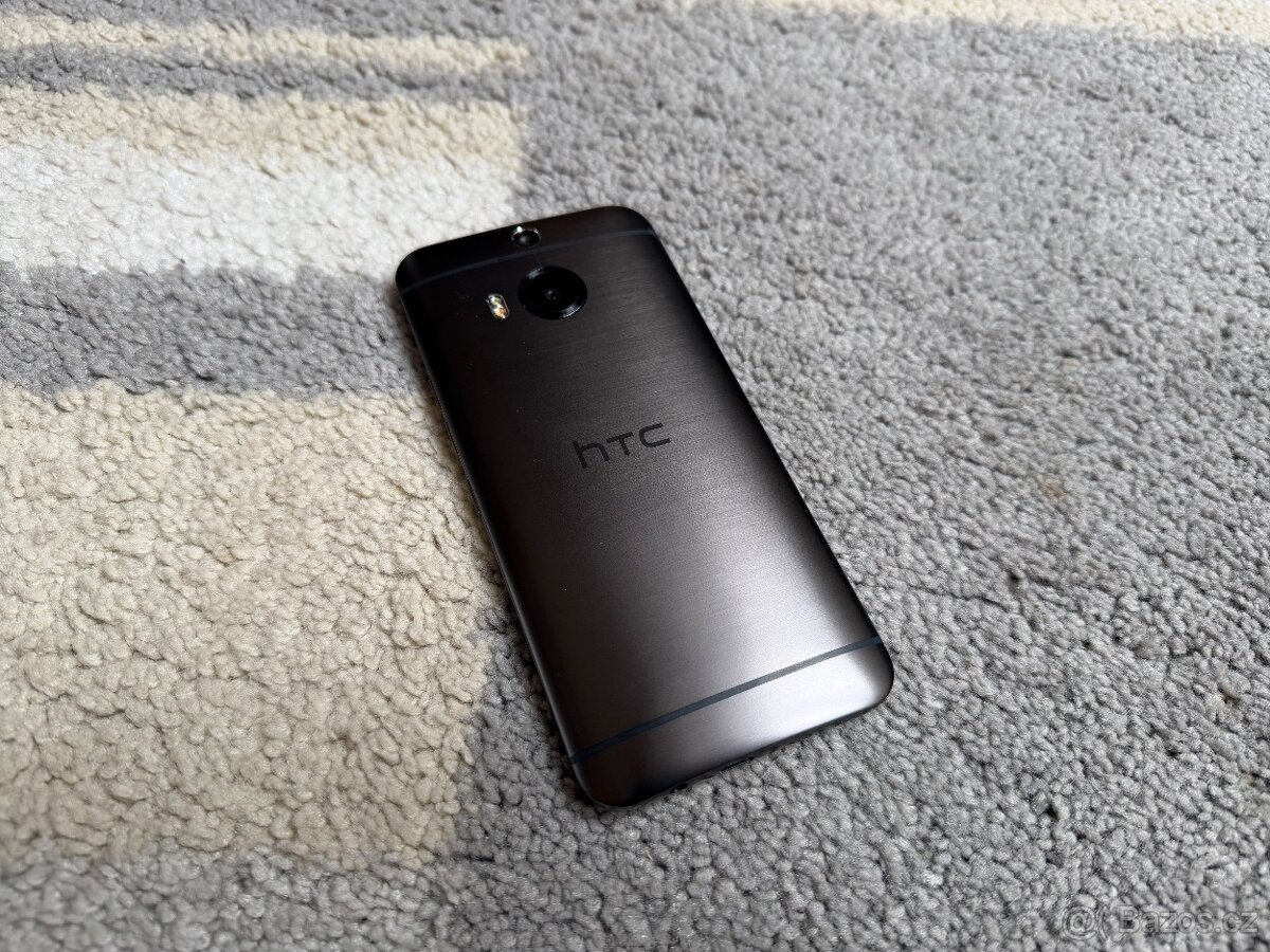 HTC One M9 - 4