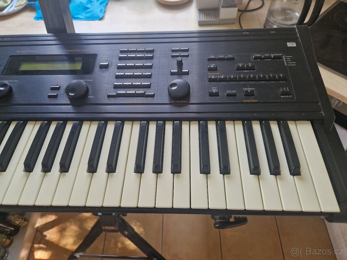 Ensoniq MR 61 - 4