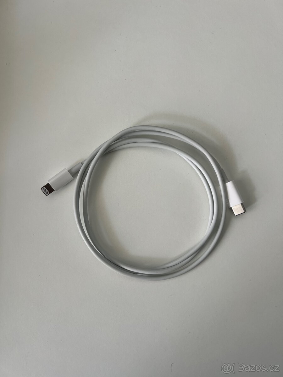 Originální Apple USB-C / Lightning kabely - 4