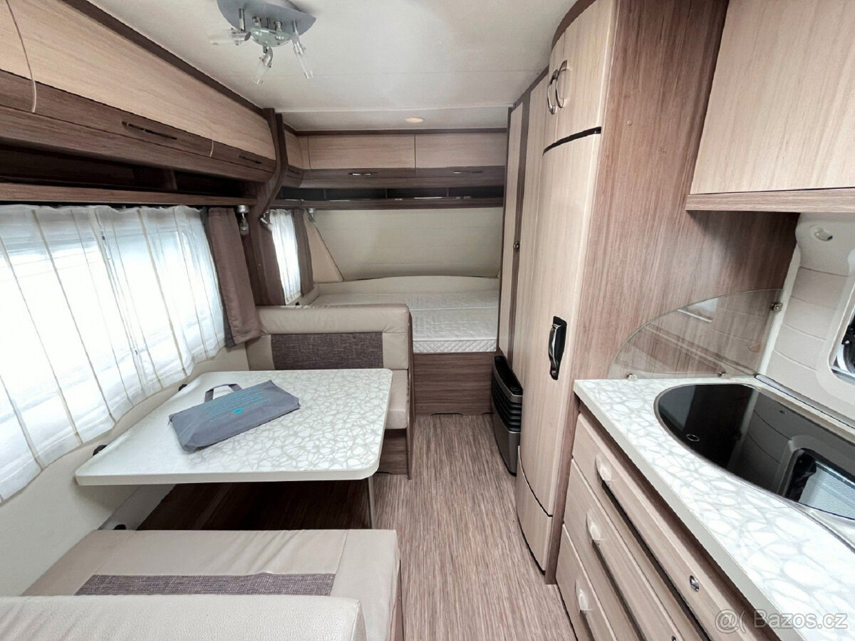 karavan 6osoby/1300Kg•Hobby DELUXE-490KMF•100km/h - 4