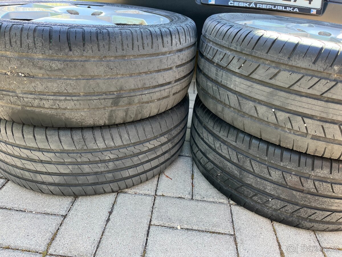4x alu disky audi 5x112 R17, letní pneu 50% - 4
