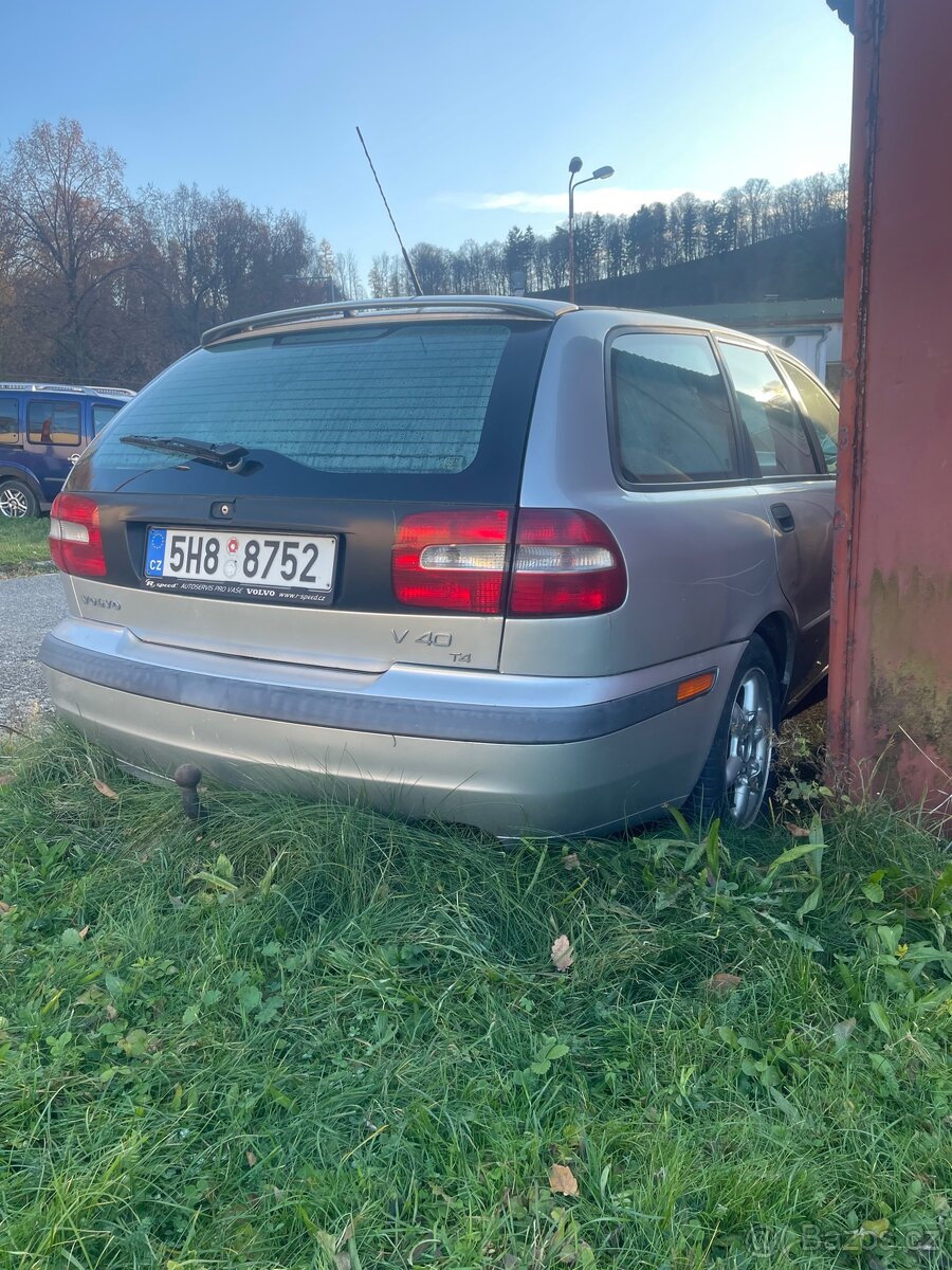 Volvo V40 1.8 90kw LPG na ND - 4