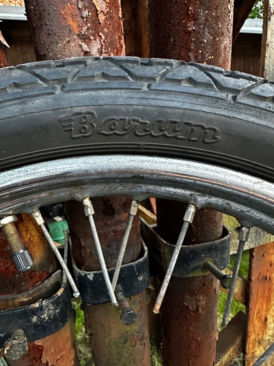 Plášť s ráfkem na Jawa Pionyr - 4