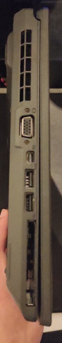 Notebook Lenovo ThinkPad L440 s nabíječkou
- 4