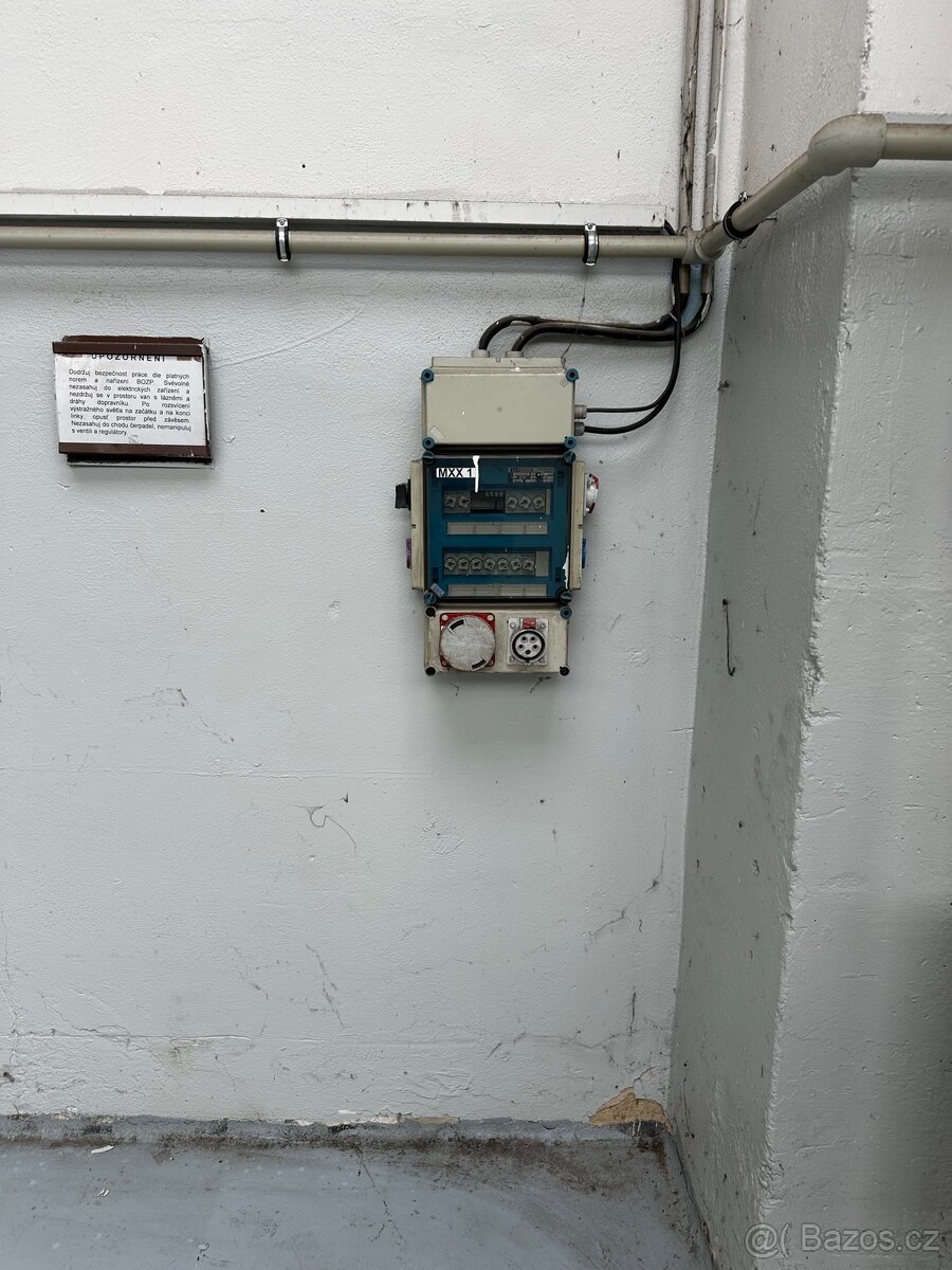 Pronájem prostor 306m - 4