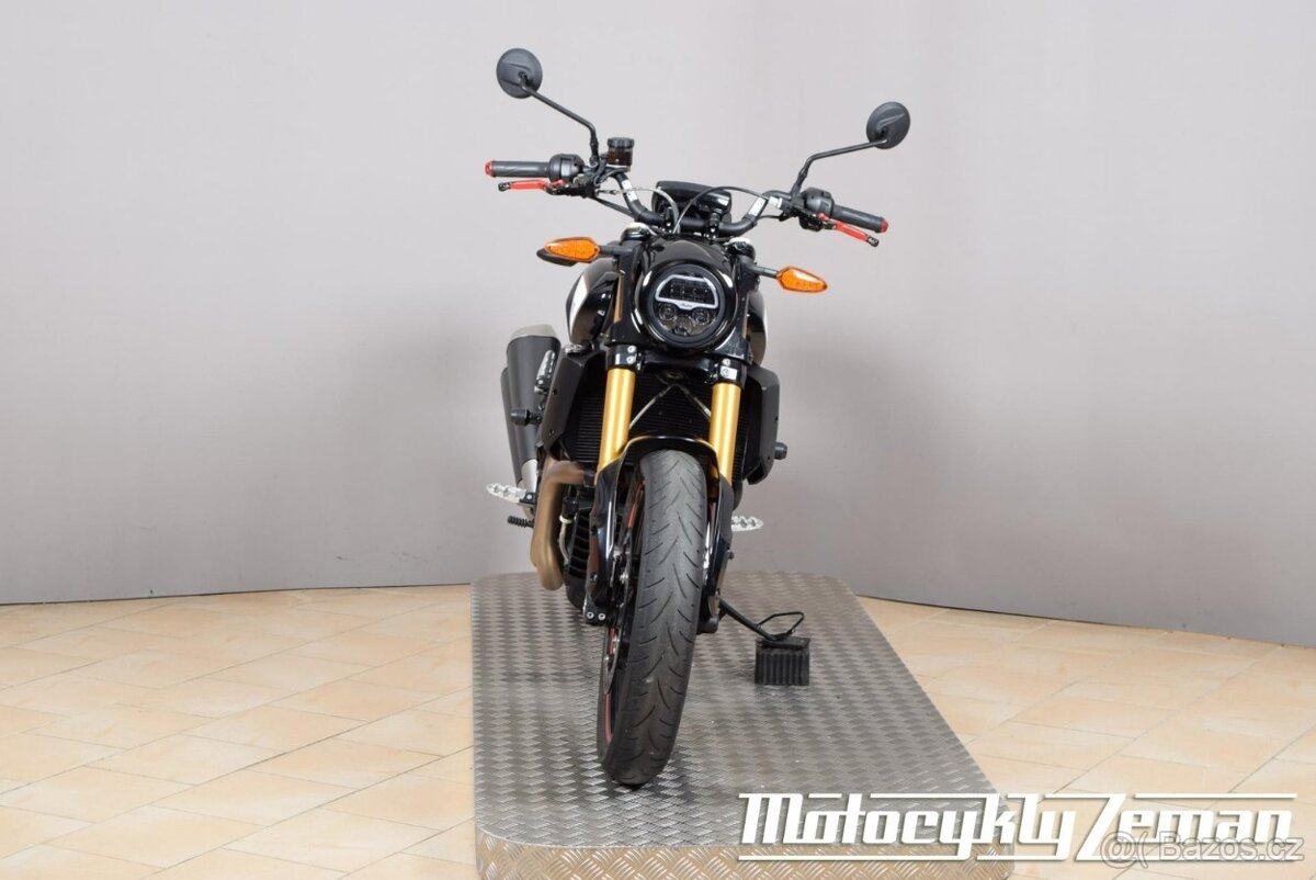 Indian FTR 1200 S Race Replica - 4