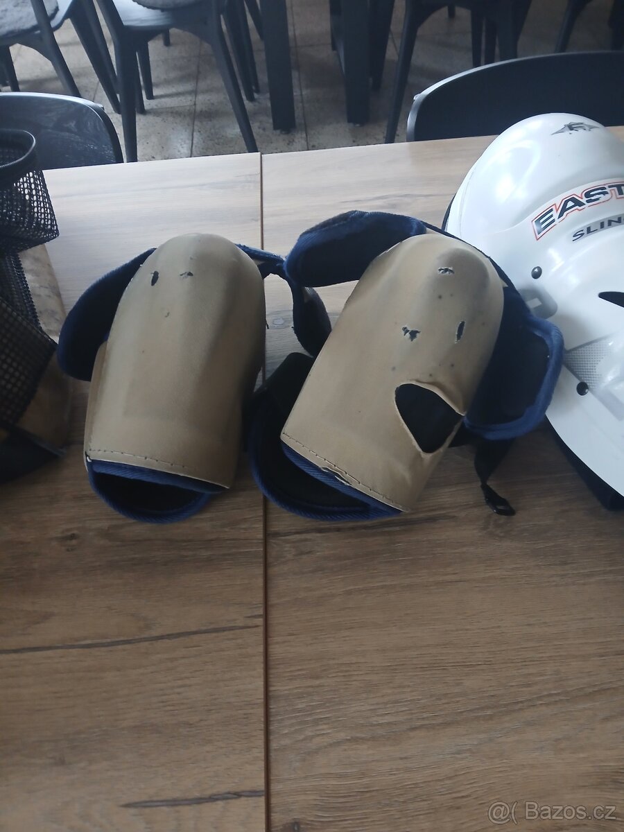 Hokejová výstroj - 4