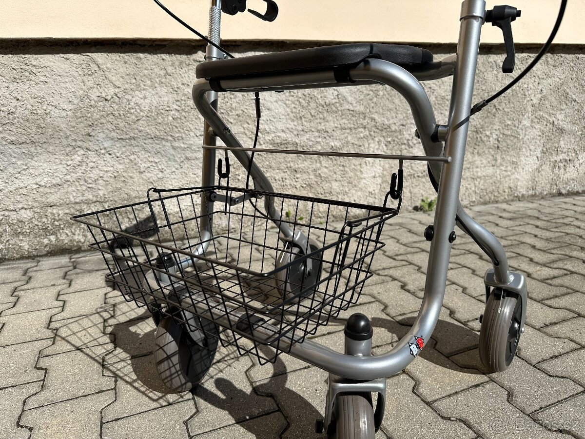 Chodítko pro seniory, důchodce a invalidy - 4