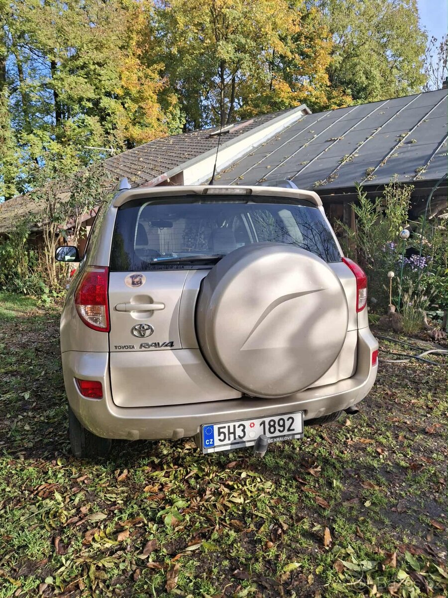 Prodej Toyota Rav4 - 4