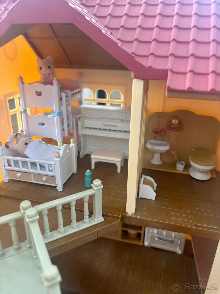 Sylvanian families domek s příslušenstvím - 4