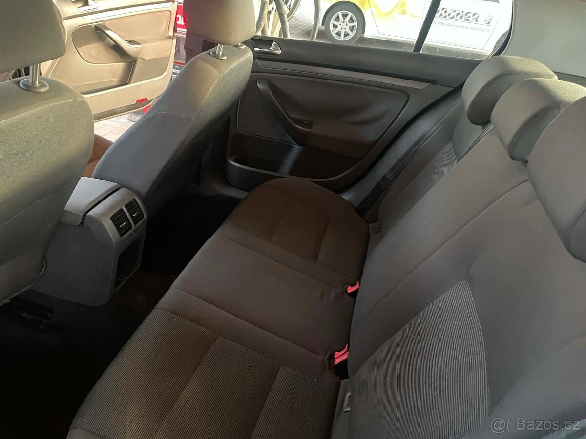 Golf 5 1.6 75kw 2006 - 4