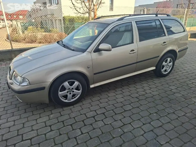 Škoda Octavia 1 - 4