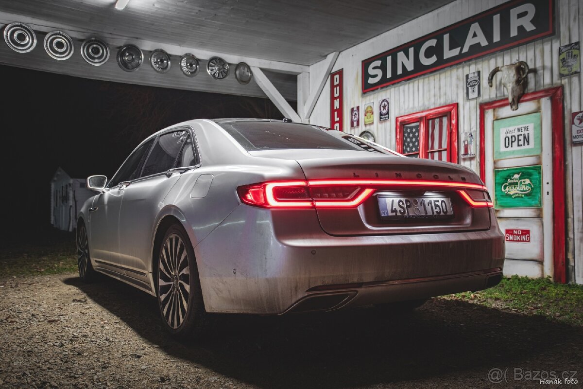 Lincoln Continental Black Label 3.0i V6 BiTurbo