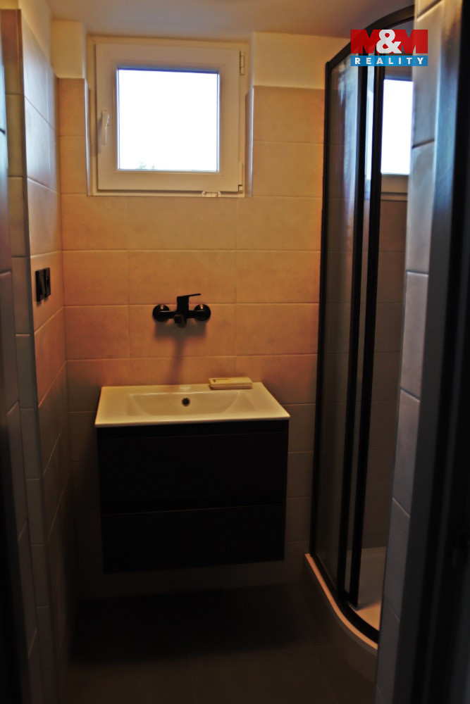 Prodej výrobního a bytového objektu, 300 m2 v obci Libiš - 4