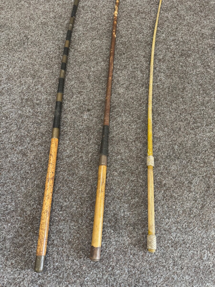 Staré drezurní biče na koně - 4