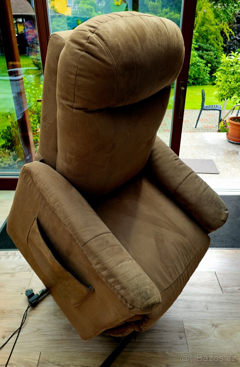 Elektrické polohovací a zvedací TV relaxační křeslo - 4