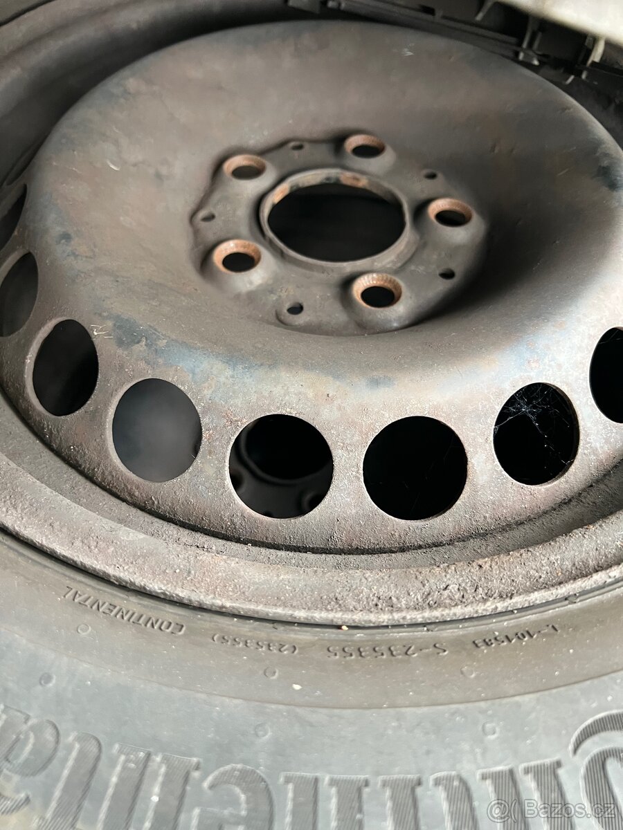 195/65R15 zimní, poklice - 4