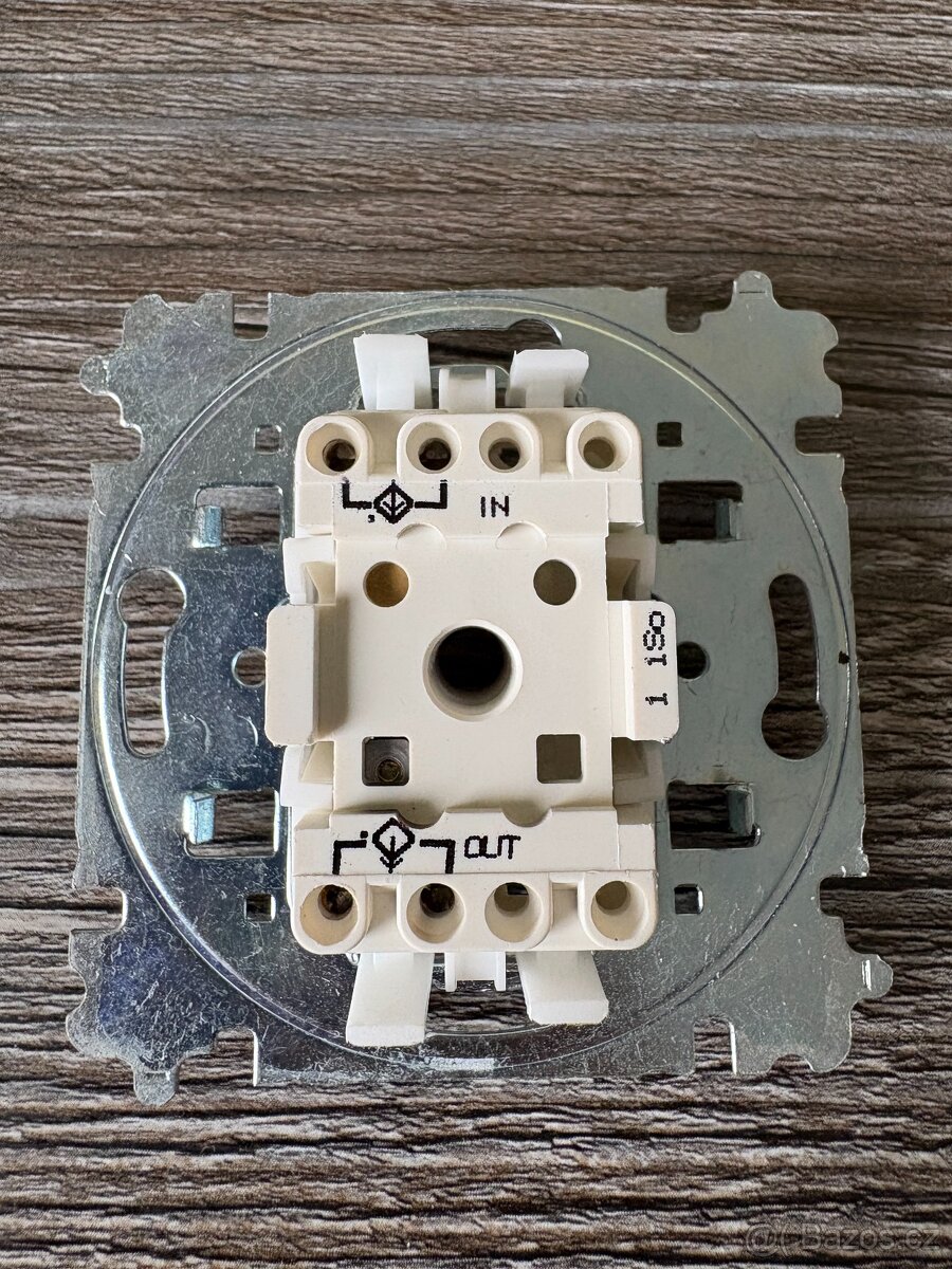 ABB levit, žaluziova tlačítka, vypínače, rámečeky - 4