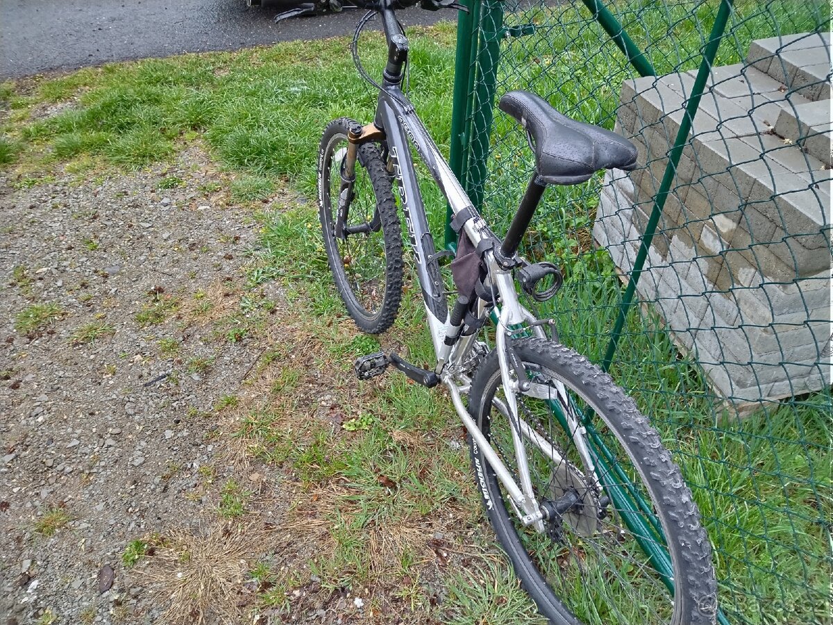 Horské kolo Trek Alpha 4300 - 4