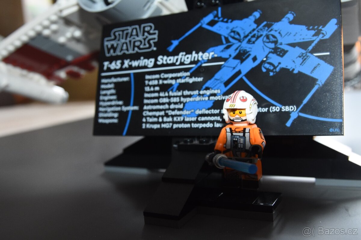 Lego Star Wars X-wing 75355 (UCS) - 4