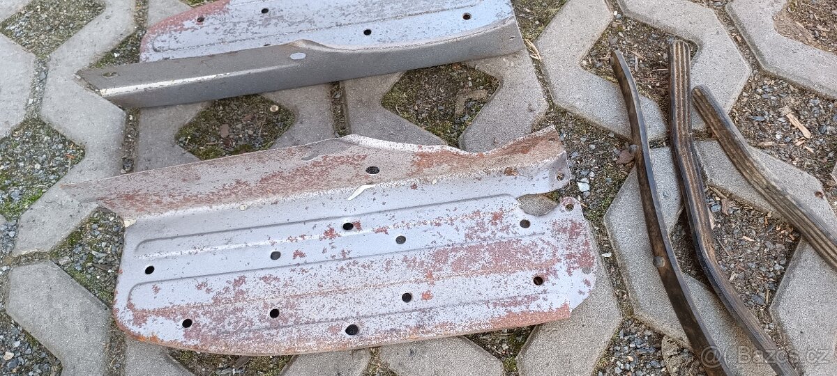 Revma plechy Jawa 05 - 4