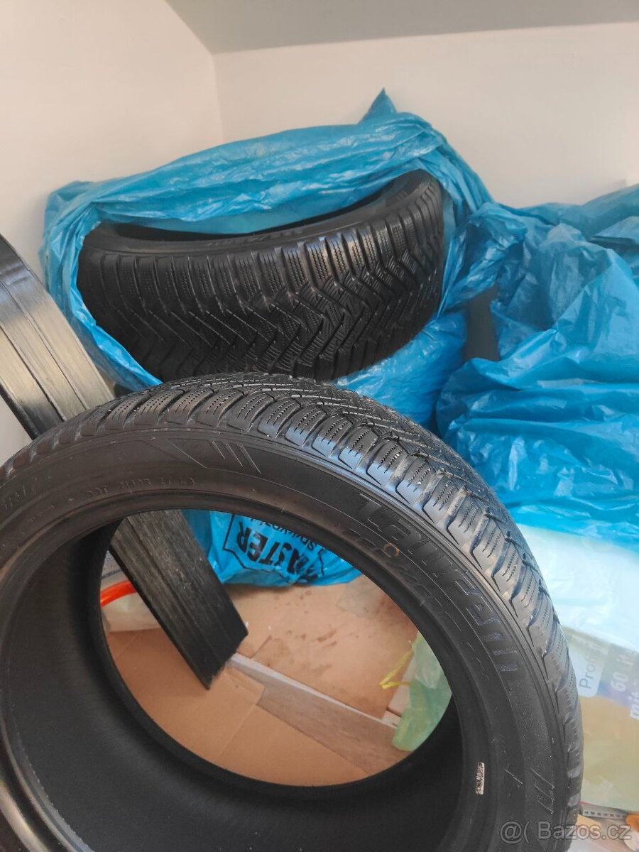 Laufenn 225 45 r17 winter - 4