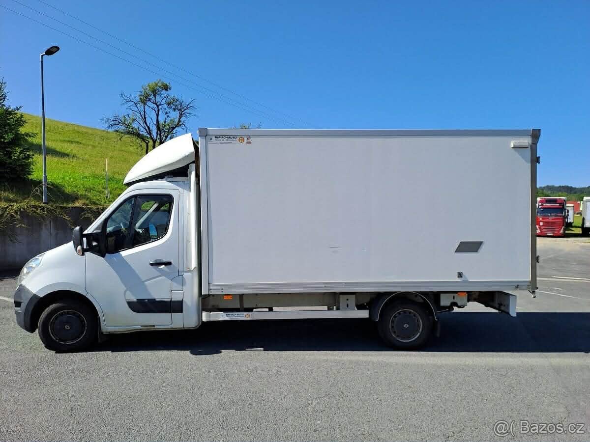 Renault Master skříň - 4