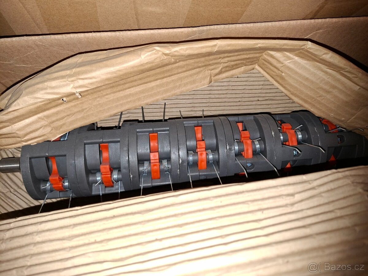 Flymo - Elektrický vertikutátor 340 + nový válec s pery - 4