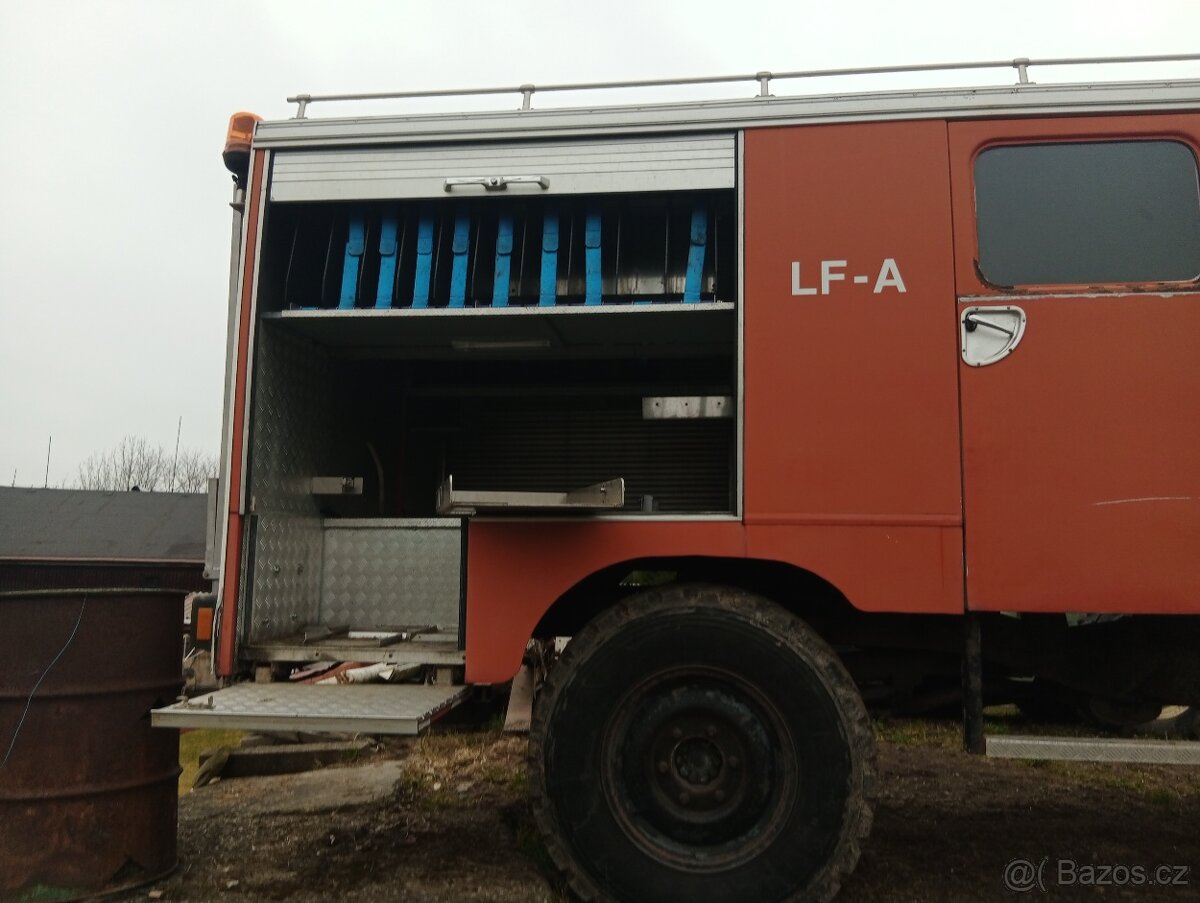 Hasičská skříň Unimog - 4
