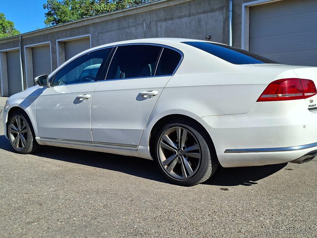 VW Passat 2.0 TDI 125 kw - 4