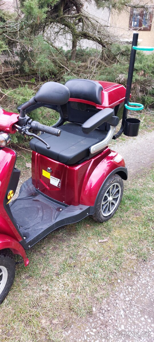 Invalidní elektrický skůtr