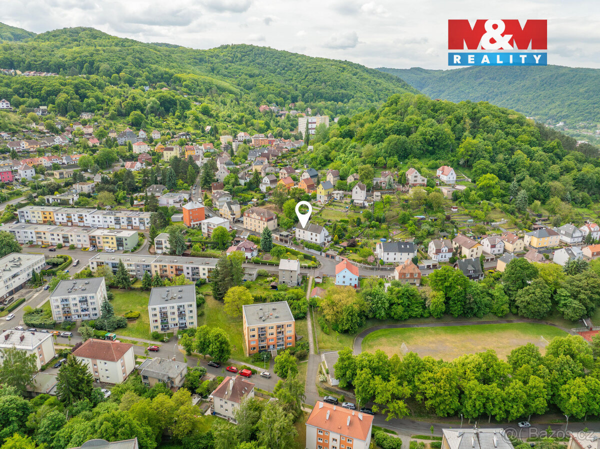 Prodej rodinného domu s dvougaráží v Ústí n/L ,ul. Škrétova - 4