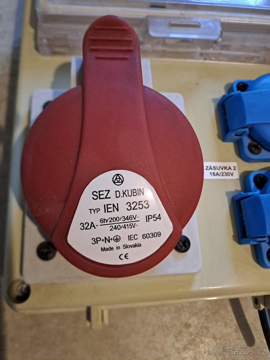 Stavební rozvaděč ROS-FI 3203 - 4